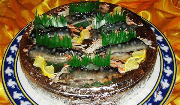 海參具有的特殊生活習(xí)性也是其具有高營養(yǎng)價值的重要因素